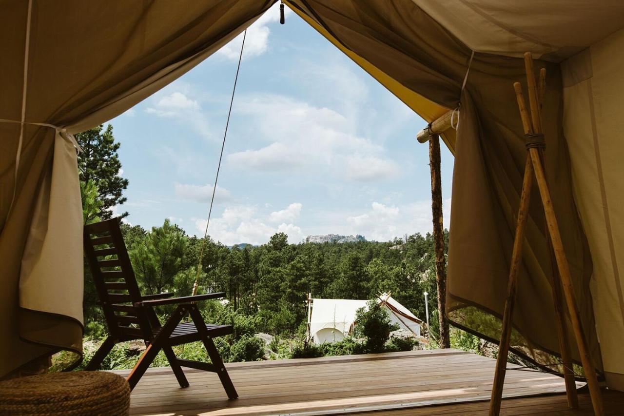 Under Canvas Mount Rushmore Keystone Extérieur photo