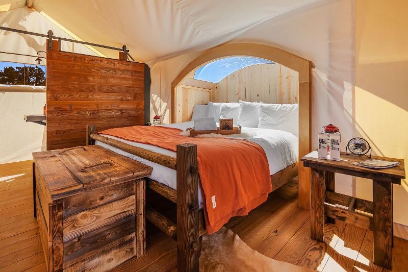 Under Canvas Mount Rushmore Keystone Extérieur photo